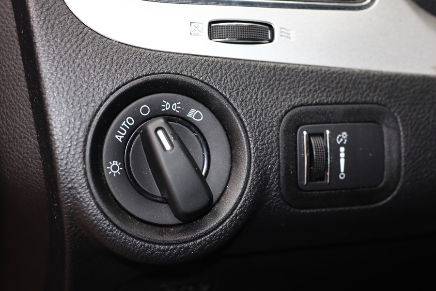 Used Dodge Journey SE FWD 2018 | Hillside Auto Mall Inc.. Jamaica, New York Used Dodge Journey SE FWD 2018 | Hillside Auto Mall Inc.. Jamaica, New York