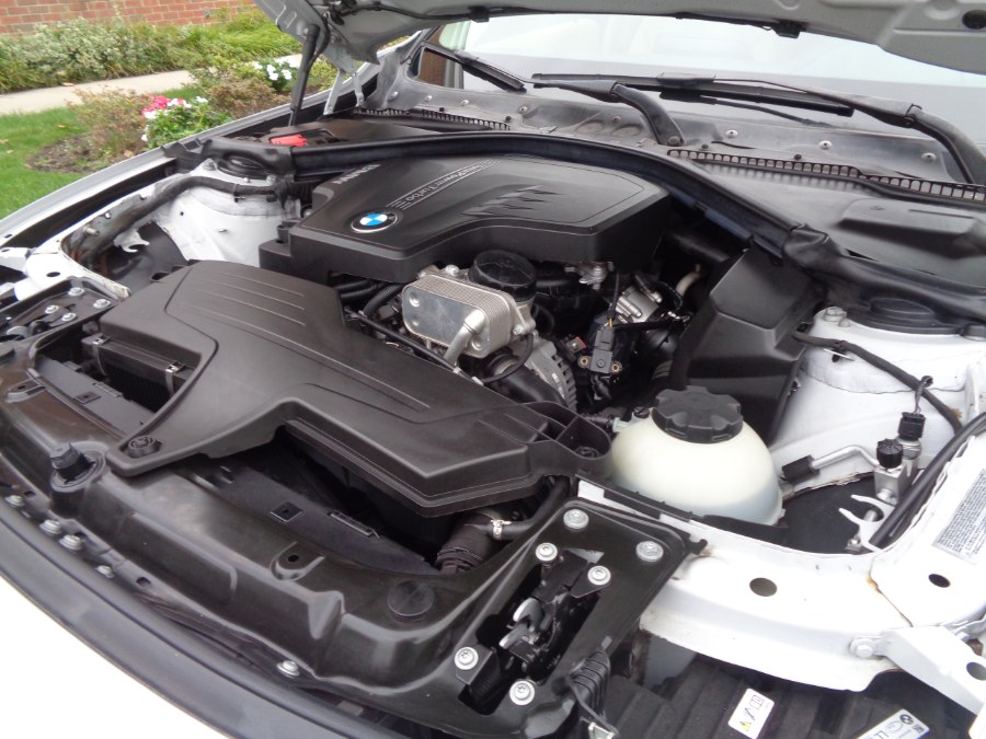 2014 BMW 3 Series 4dr Sdn 320i xDrive AWD, available for sale in Valley Stream, New York | NY Auto Traders. Valley Stream, New York 2014 BMW 3 Series 4dr Sdn 320i xDrive AWD, available for sale in Valley Stream, New York | NY Auto Traders. Valley Stream, New York