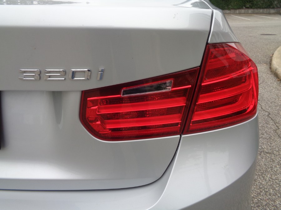 2014 BMW 3 Series 4dr Sdn 320i xDrive AWD, available for sale in Valley Stream, New York | NY Auto Traders. Valley Stream, New York 2014 BMW 3 Series 4dr Sdn 320i xDrive AWD, available for sale in Valley Stream, New York | NY Auto Traders. Valley Stream, New York