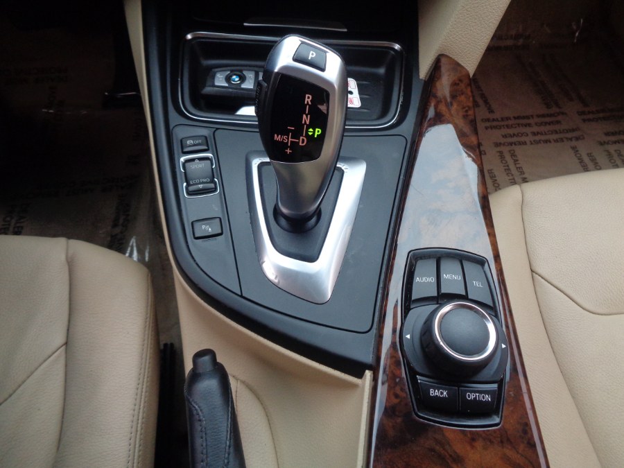 2014 BMW 3 Series 4dr Sdn 320i xDrive AWD, available for sale in Valley Stream, New York | NY Auto Traders. Valley Stream, New York 2014 BMW 3 Series 4dr Sdn 320i xDrive AWD, available for sale in Valley Stream, New York | NY Auto Traders. Valley Stream, New York