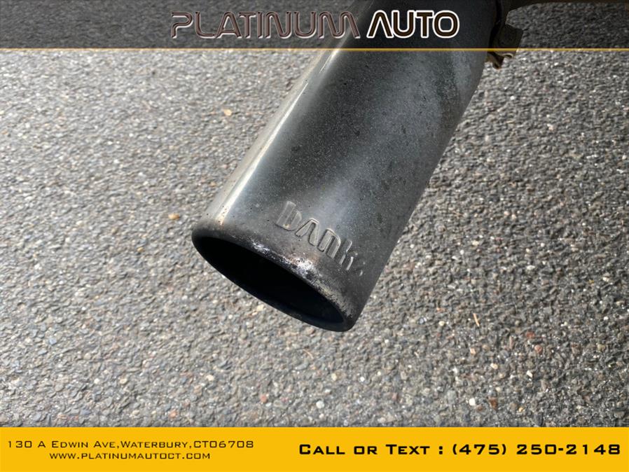 2002 GMC Sierra 2500HD Crew Cab 153" WB 4WD SLE, available for sale in Waterbury, Connecticut | Platinum Auto Care. Waterbury, Connecticut 2002 GMC Sierra 2500HD Crew Cab 153" WB 4WD SLE, available for sale in Waterbury, Connecticut | Platinum Auto Care. Waterbury, Connecticut