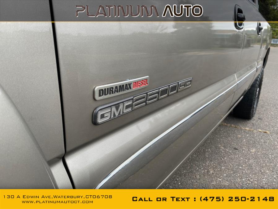 2002 GMC Sierra 2500HD Crew Cab 153" WB 4WD SLE, available for sale in Waterbury, Connecticut | Platinum Auto Care. Waterbury, Connecticut 2002 GMC Sierra 2500HD Crew Cab 153" WB 4WD SLE, available for sale in Waterbury, Connecticut | Platinum Auto Care. Waterbury, Connecticut