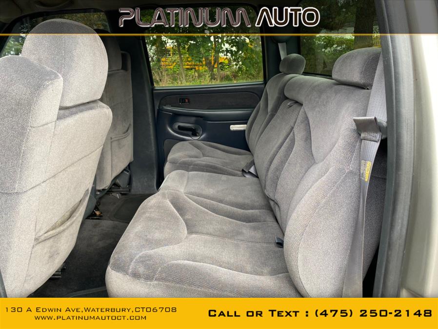2002 GMC Sierra 2500HD Crew Cab 153" WB 4WD SLE, available for sale in Waterbury, Connecticut | Platinum Auto Care. Waterbury, Connecticut 2002 GMC Sierra 2500HD Crew Cab 153" WB 4WD SLE, available for sale in Waterbury, Connecticut | Platinum Auto Care. Waterbury, Connecticut