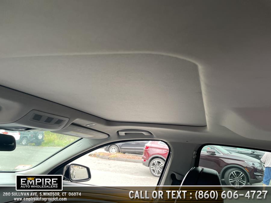 Used BMW 5 Series 4dr Sdn 535i RWD 2011 | Empire Auto Wholesalers. S.Windsor, Connecticut Used BMW 5 Series 4dr Sdn 535i RWD 2011 | Empire Auto Wholesalers. S.Windsor, Connecticut