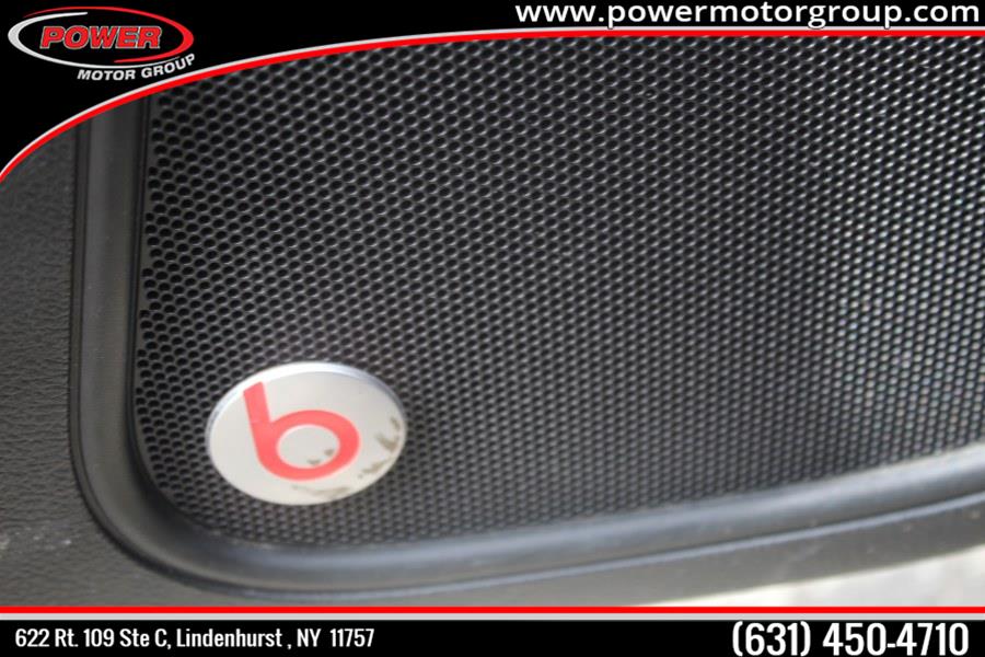 Used Chrysler 300 4dr Sdn 300S AWD 2016 | Power Motor Group. Lindenhurst, New York Used Chrysler 300 4dr Sdn 300S AWD 2016 | Power Motor Group. Lindenhurst, New York