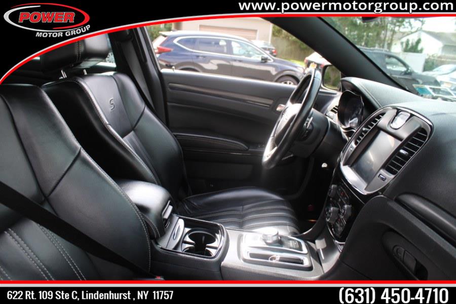 Used Chrysler 300 4dr Sdn 300S AWD 2016 | Power Motor Group. Lindenhurst, New York Used Chrysler 300 4dr Sdn 300S AWD 2016 | Power Motor Group. Lindenhurst, New York