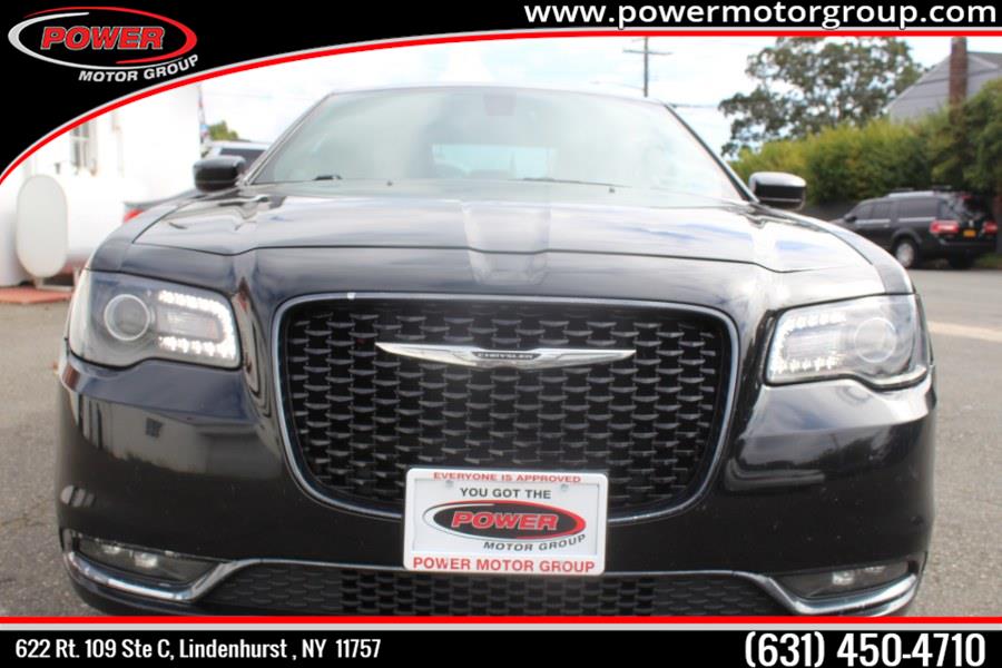 Used Chrysler 300 4dr Sdn 300S AWD 2016 | Power Motor Group. Lindenhurst, New York Used Chrysler 300 4dr Sdn 300S AWD 2016 | Power Motor Group. Lindenhurst, New York