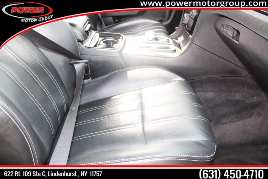 Used Chrysler 300 4dr Sdn 300S AWD 2016 | Power Motor Group. Lindenhurst, New York Used Chrysler 300 4dr Sdn 300S AWD 2016 | Power Motor Group. Lindenhurst, New York