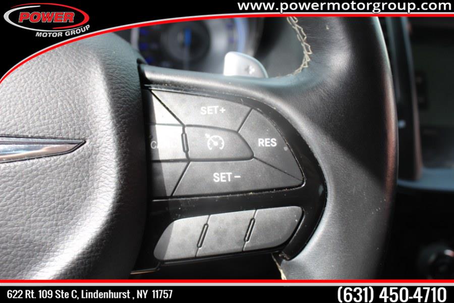 Used Chrysler 300 4dr Sdn 300S AWD 2016 | Power Motor Group. Lindenhurst, New York Used Chrysler 300 4dr Sdn 300S AWD 2016 | Power Motor Group. Lindenhurst, New York