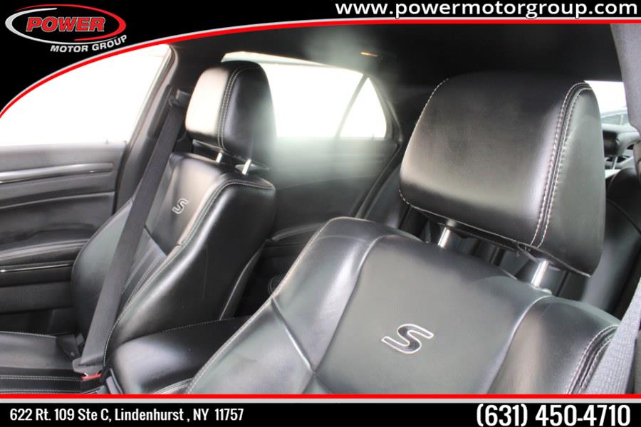 Used Chrysler 300 4dr Sdn 300S AWD 2016 | Power Motor Group. Lindenhurst, New York Used Chrysler 300 4dr Sdn 300S AWD 2016 | Power Motor Group. Lindenhurst, New York
