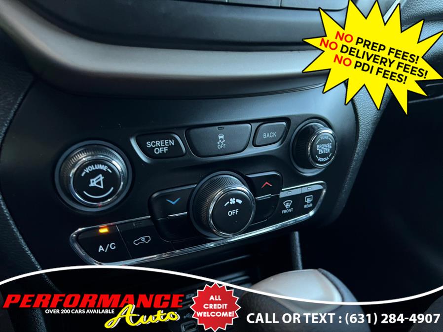 2016 Jeep Cherokee 4WD 4dr Latitude, available for sale in Bohemia, New York | Performance Auto Inc. Bohemia, New York 2016 Jeep Cherokee 4WD 4dr Latitude, available for sale in Bohemia, New York | Performance Auto Inc. Bohemia, New York