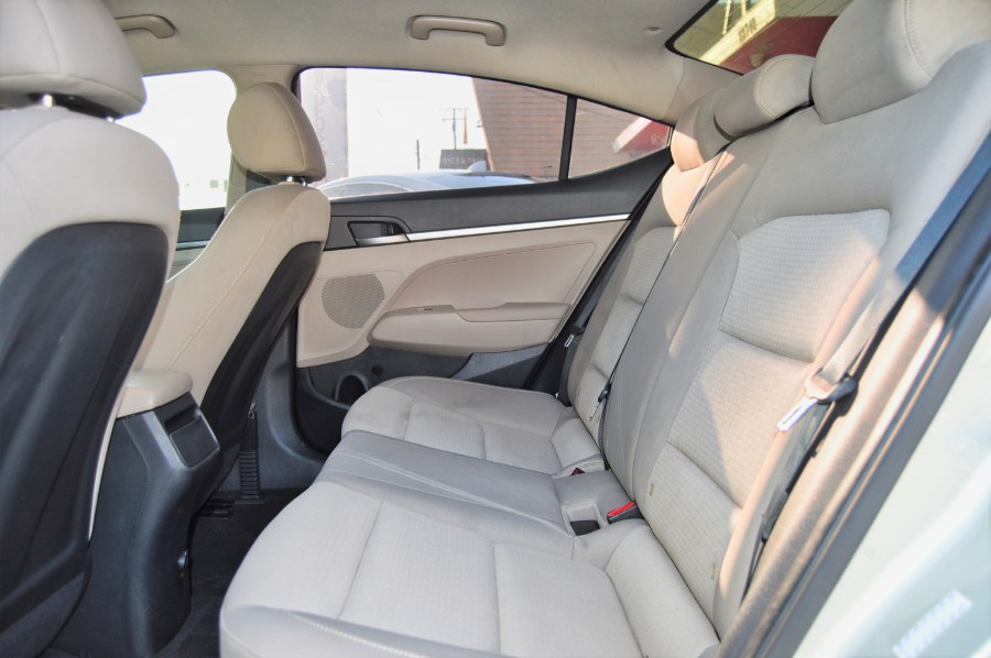Used Hyundai Elantra SE 2.0L Auto PZEV (Ulsan) *Ltd Avail* 2017 | Fusion Motors Inc. Moreno Valley, California Used Hyundai Elantra SE 2.0L Auto PZEV (Ulsan) *Ltd Avail* 2017 | Fusion Motors Inc. Moreno Valley, California