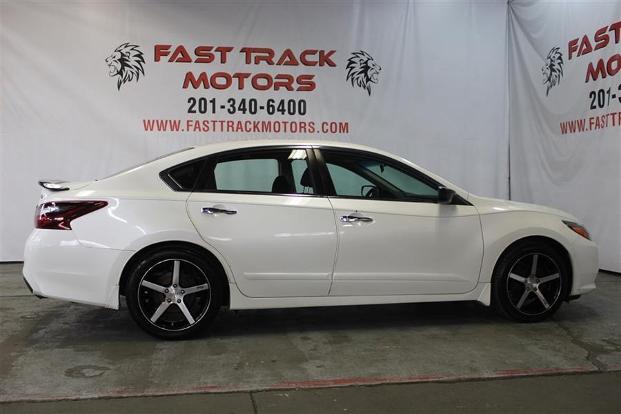 Used Nissan Altima 2.5 2017 | Fast Track Motors. Paterson, New Jersey Used Nissan Altima 2.5 2017 | Fast Track Motors. Paterson, New Jersey