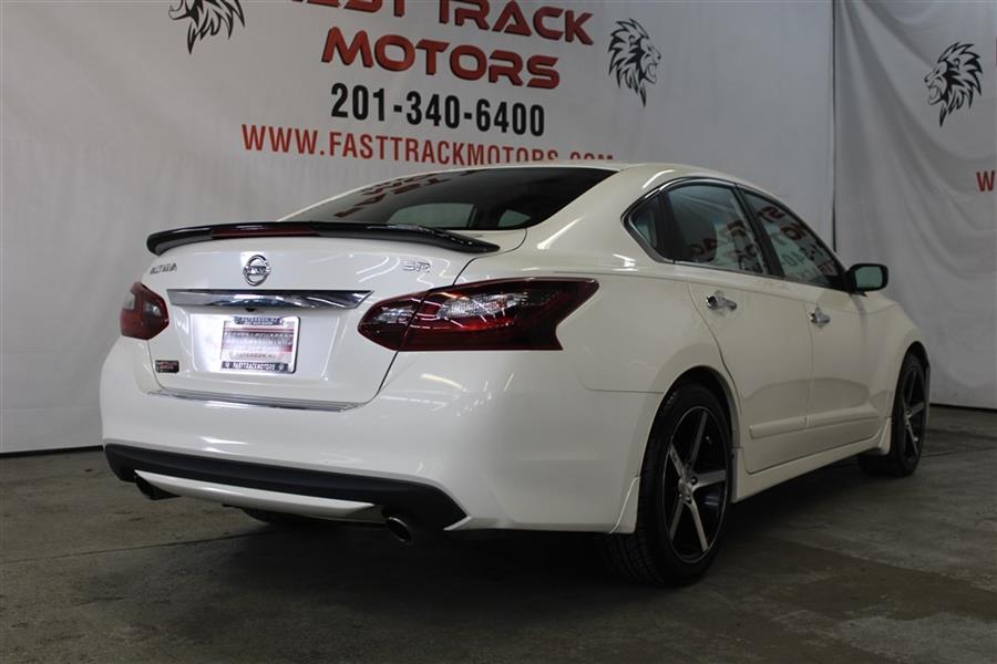 Used Nissan Altima 2.5 2017 | Fast Track Motors. Paterson, New Jersey Used Nissan Altima 2.5 2017 | Fast Track Motors. Paterson, New Jersey