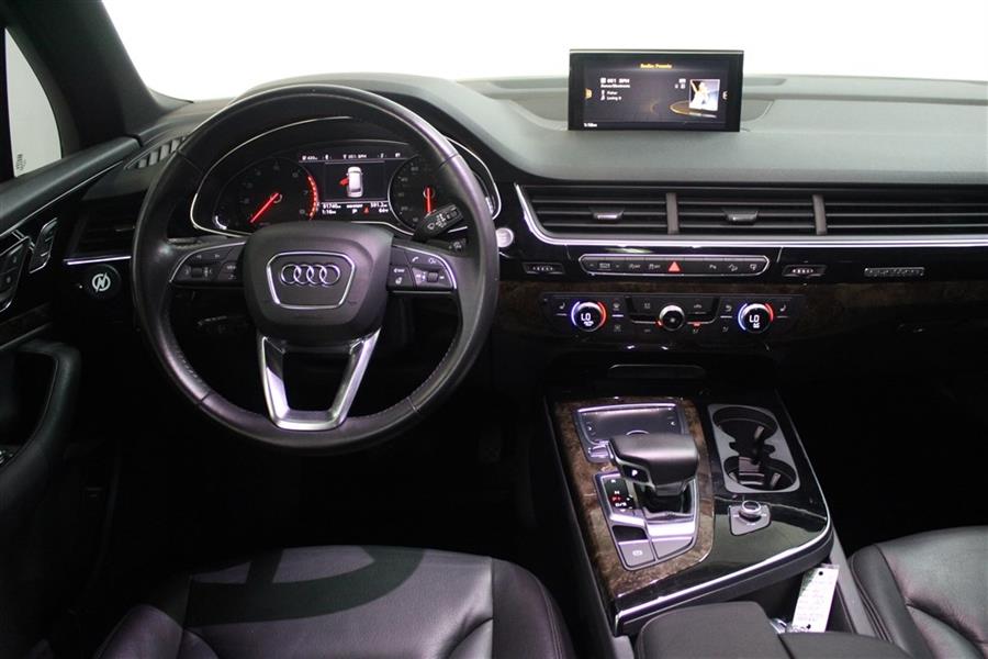 Used Audi Q7 PREMIUM PLUS 2017 | Fast Track Motors. Paterson, New Jersey Used Audi Q7 PREMIUM PLUS 2017 | Fast Track Motors. Paterson, New Jersey