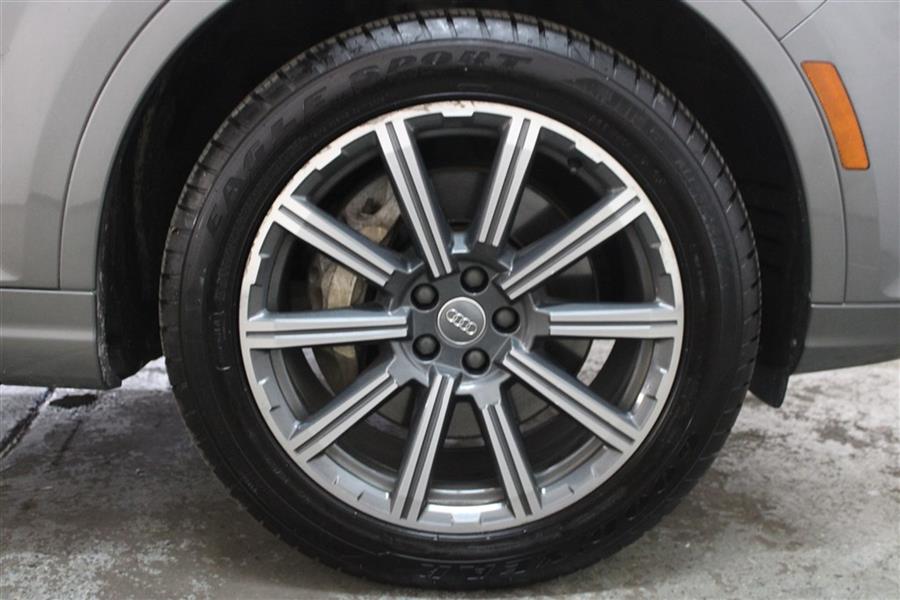 Used Audi Q7 PREMIUM PLUS 2017 | Fast Track Motors. Paterson, New Jersey Used Audi Q7 PREMIUM PLUS 2017 | Fast Track Motors. Paterson, New Jersey
