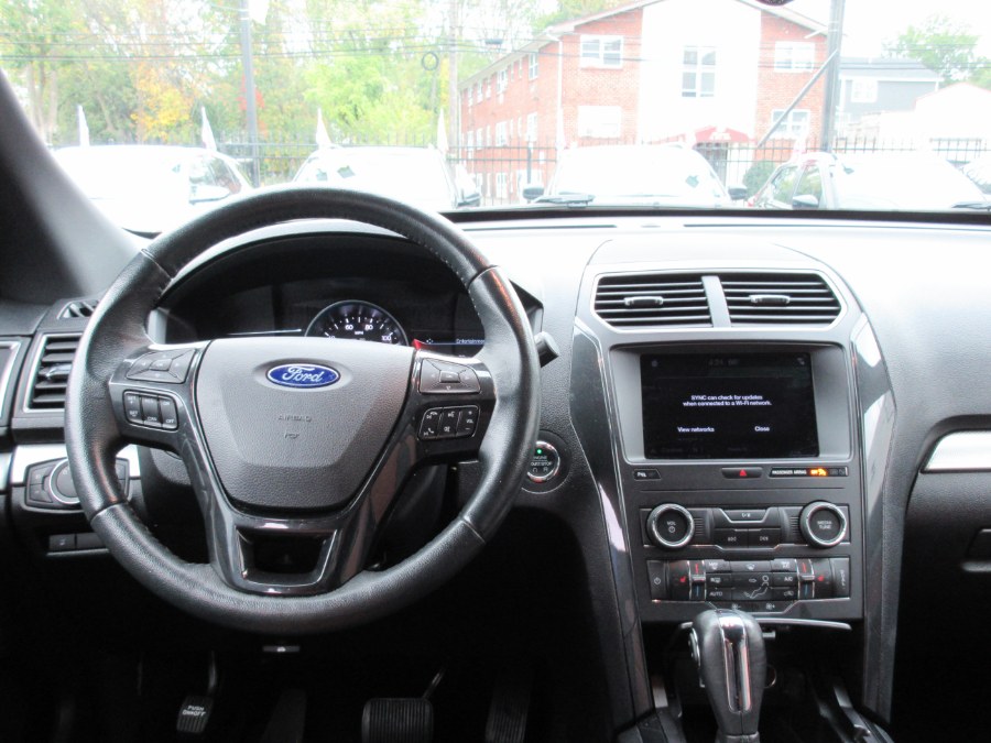 2019 Ford Explorer XLT 4WD, available for sale in Linden, New Jersey | Route 27 Auto Mall. Linden, New Jersey 2019 Ford Explorer XLT 4WD, available for sale in Linden, New Jersey | Route 27 Auto Mall. Linden, New Jersey