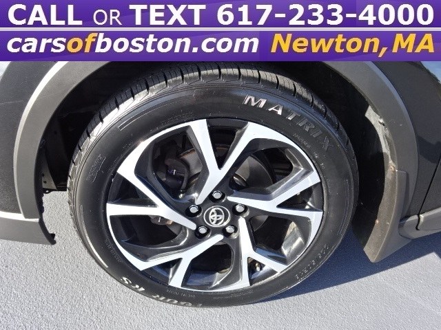 Used Toyota C-HR XLE Premium FWD (Natl) 2018 | Jacob Auto Sales. Newton, Massachusetts