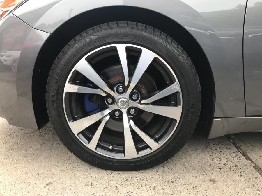 Used Nissan Maxima SV 2017 | Top Speed Motors LLC. Jamaica, New York Used Nissan Maxima SV 2017 | Top Speed Motors LLC. Jamaica, New York