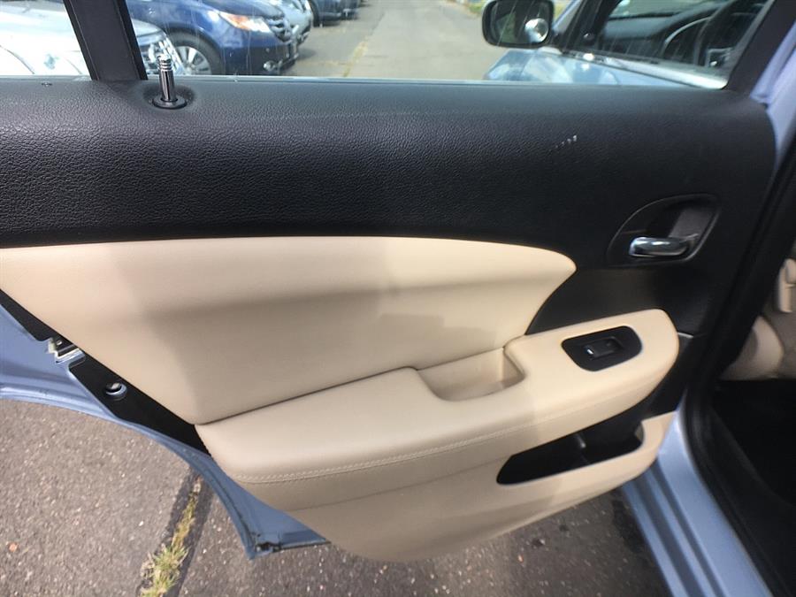 Used Chrysler 200 4dr Sdn Limited 2013 | Smart Buy Auto Sales, LLC. Wallingford, Connecticut Used Chrysler 200 4dr Sdn Limited 2013 | Smart Buy Auto Sales, LLC. Wallingford, Connecticut