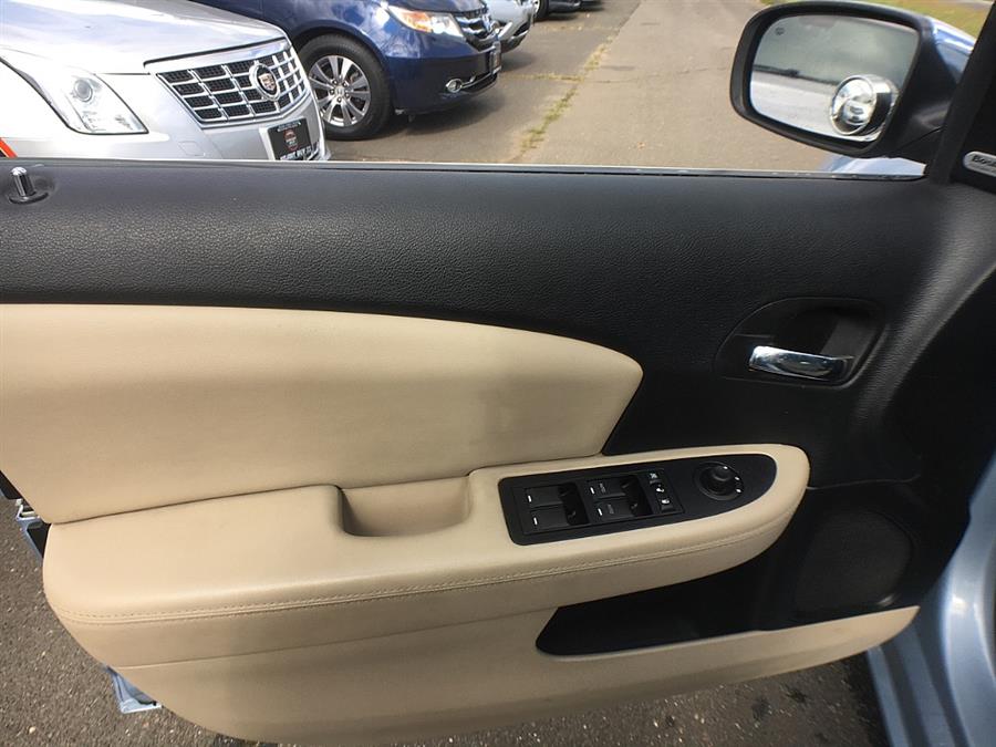 Used Chrysler 200 4dr Sdn Limited 2013 | Smart Buy Auto Sales, LLC. Wallingford, Connecticut Used Chrysler 200 4dr Sdn Limited 2013 | Smart Buy Auto Sales, LLC. Wallingford, Connecticut