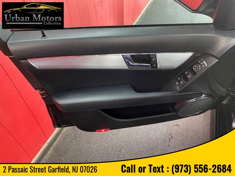 Used Mercedes-benz C-class 3.0L Sport 2008 | Urban Motors Collection. Garfield, New Jersey Used Mercedes-benz C-class 3.0L Sport 2008 | Urban Motors Collection. Garfield, New Jersey