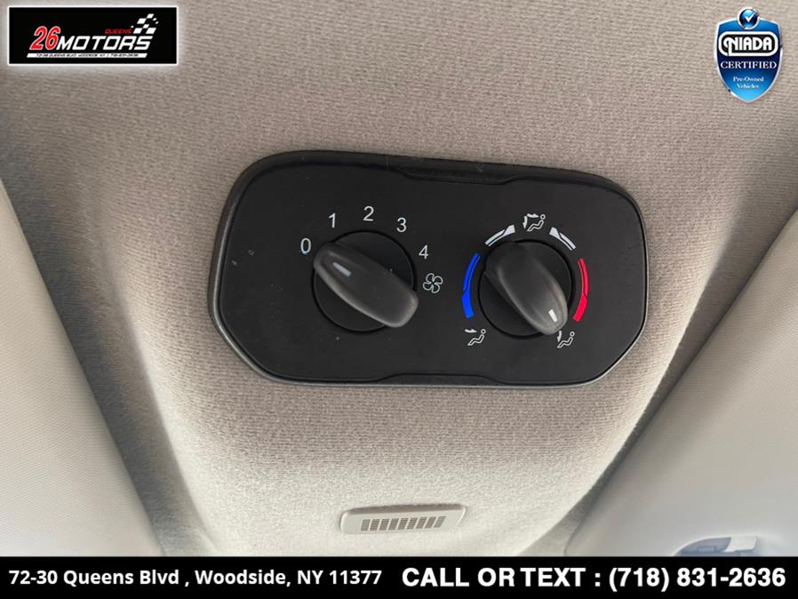 Used Ford Transit Passenger Wagon T-350 148" Low Roof XL Sliding RH Dr 2018 | 26 Motors Queens. Woodside, New York Used Ford Transit Passenger Wagon T-350 148" Low Roof XL Sliding RH Dr 2018 | 26 Motors Queens. Woodside, New York