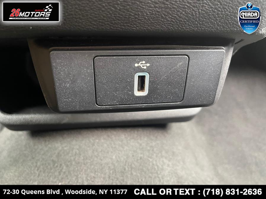 Used Ford Transit Passenger Wagon T-350 148" Low Roof XL Sliding RH Dr 2018 | 26 Motors Queens. Woodside, New York Used Ford Transit Passenger Wagon T-350 148" Low Roof XL Sliding RH Dr 2018 | 26 Motors Queens. Woodside, New York
