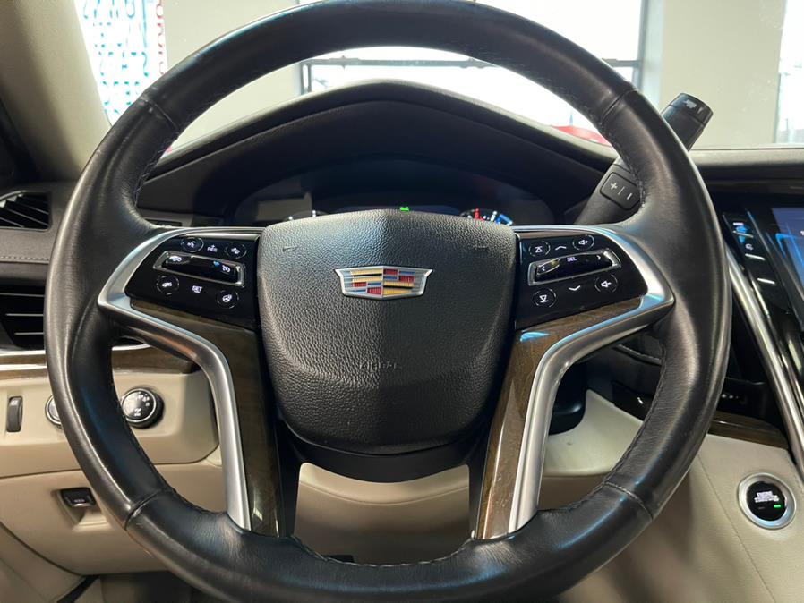 Used Cadillac Escalade 4WD 4dr Premium Luxury 2018 | 5 Towns Drive. Inwood, New York Used Cadillac Escalade 4WD 4dr Premium Luxury 2018 | 5 Towns Drive. Inwood, New York