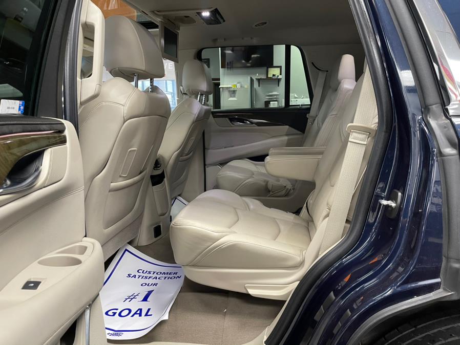 Used Cadillac Escalade 4WD 4dr Premium Luxury 2018 | 5 Towns Drive. Inwood, New York Used Cadillac Escalade 4WD 4dr Premium Luxury 2018 | 5 Towns Drive. Inwood, New York