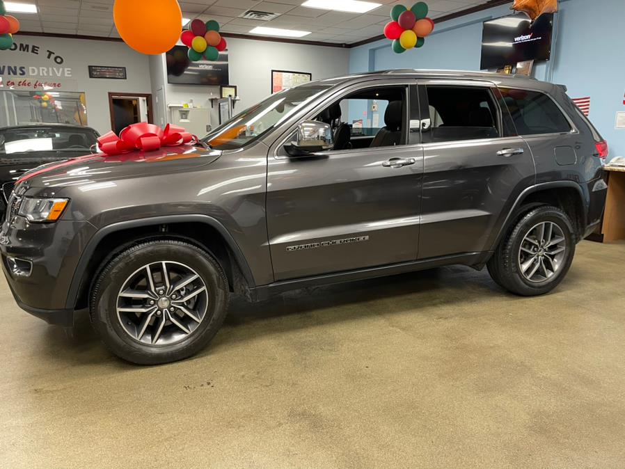 Used Jeep Grand Cherokee Limited 4x4 2017 | 5 Towns Drive. Inwood, New York Used Jeep Grand Cherokee Limited 4x4 2017 | 5 Towns Drive. Inwood, New York