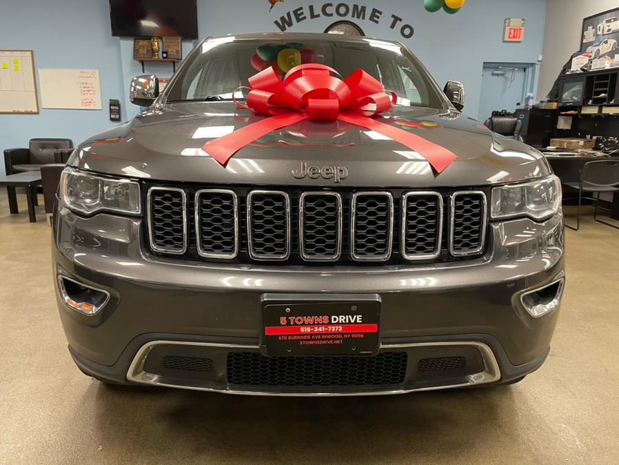 Used Jeep Grand Cherokee Limited 4x4 2017 | 5 Towns Drive. Inwood, New York Used Jeep Grand Cherokee Limited 4x4 2017 | 5 Towns Drive. Inwood, New York