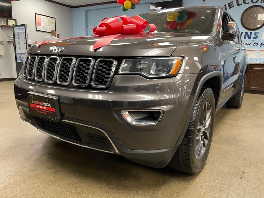 Used Jeep Grand Cherokee Limited 4x4 2017 | 5 Towns Drive. Inwood, New York Used Jeep Grand Cherokee Limited 4x4 2017 | 5 Towns Drive. Inwood, New York