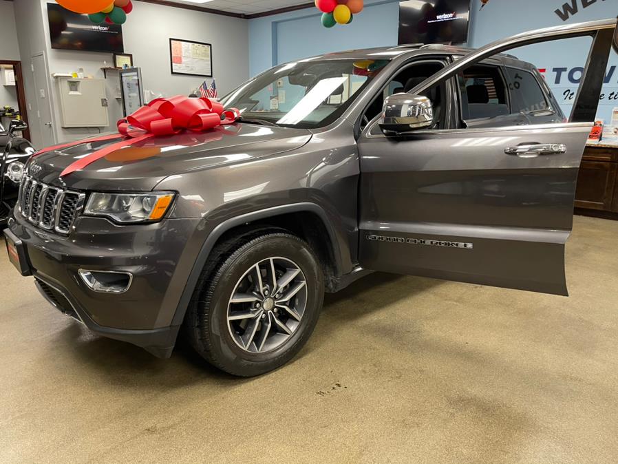 Used Jeep Grand Cherokee Limited 4x4 2017 | 5 Towns Drive. Inwood, New York Used Jeep Grand Cherokee Limited 4x4 2017 | 5 Towns Drive. Inwood, New York