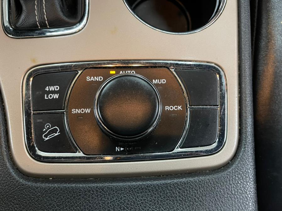 Used Jeep Grand Cherokee Limited 4x4 2017 | 5 Towns Drive. Inwood, New York Used Jeep Grand Cherokee Limited 4x4 2017 | 5 Towns Drive. Inwood, New York