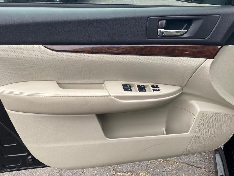 Used Subaru Legacy 4dr Sdn H4 Auto 2.5i Limited 2014 | Lava Motors 2 Inc. Canton, Connecticut Used Subaru Legacy 4dr Sdn H4 Auto 2.5i Limited 2014 | Lava Motors 2 Inc. Canton, Connecticut