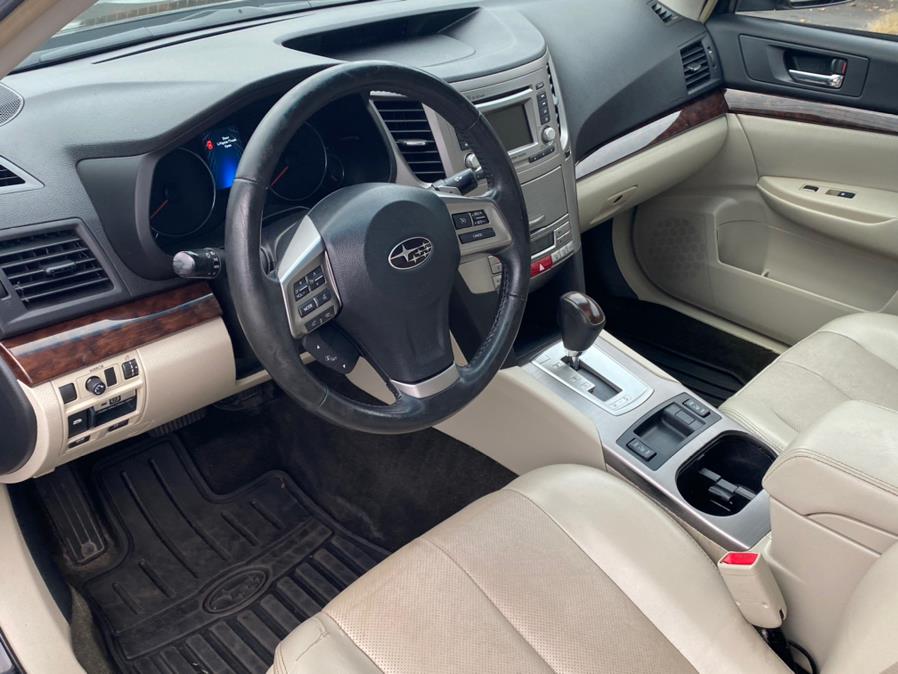Used Subaru Legacy 4dr Sdn H4 Auto 2.5i Limited 2014 | Lava Motors 2 Inc. Canton, Connecticut Used Subaru Legacy 4dr Sdn H4 Auto 2.5i Limited 2014 | Lava Motors 2 Inc. Canton, Connecticut
