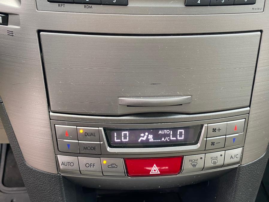 Used Subaru Legacy 4dr Sdn H4 Auto 2.5i Limited 2014 | Lava Motors 2 Inc. Canton, Connecticut Used Subaru Legacy 4dr Sdn H4 Auto 2.5i Limited 2014 | Lava Motors 2 Inc. Canton, Connecticut