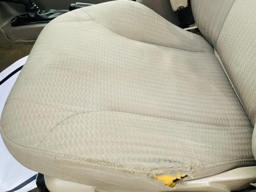Used Jeep Liberty 4dr Sport 4WD 2004 | Supreme Automotive. New Britain, Connecticut Used Jeep Liberty 4dr Sport 4WD 2004 | Supreme Automotive. New Britain, Connecticut