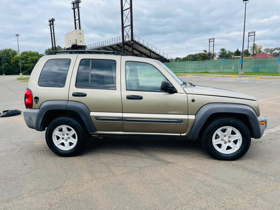 Used Jeep Liberty 4dr Sport 4WD 2004 | Supreme Automotive. New Britain, Connecticut Used Jeep Liberty 4dr Sport 4WD 2004 | Supreme Automotive. New Britain, Connecticut