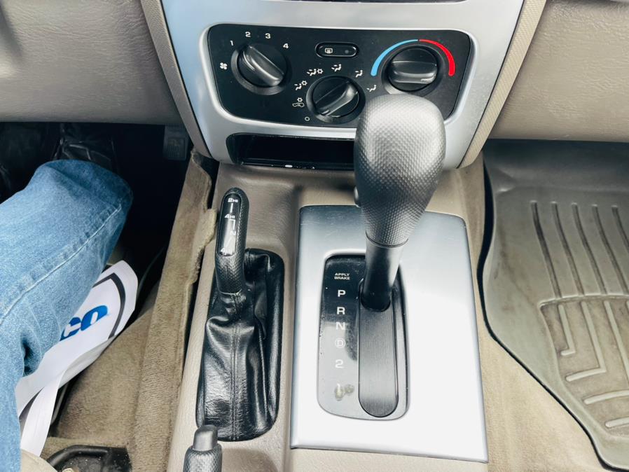 Used Jeep Liberty 4dr Sport 4WD 2004 | Supreme Automotive. New Britain, Connecticut Used Jeep Liberty 4dr Sport 4WD 2004 | Supreme Automotive. New Britain, Connecticut