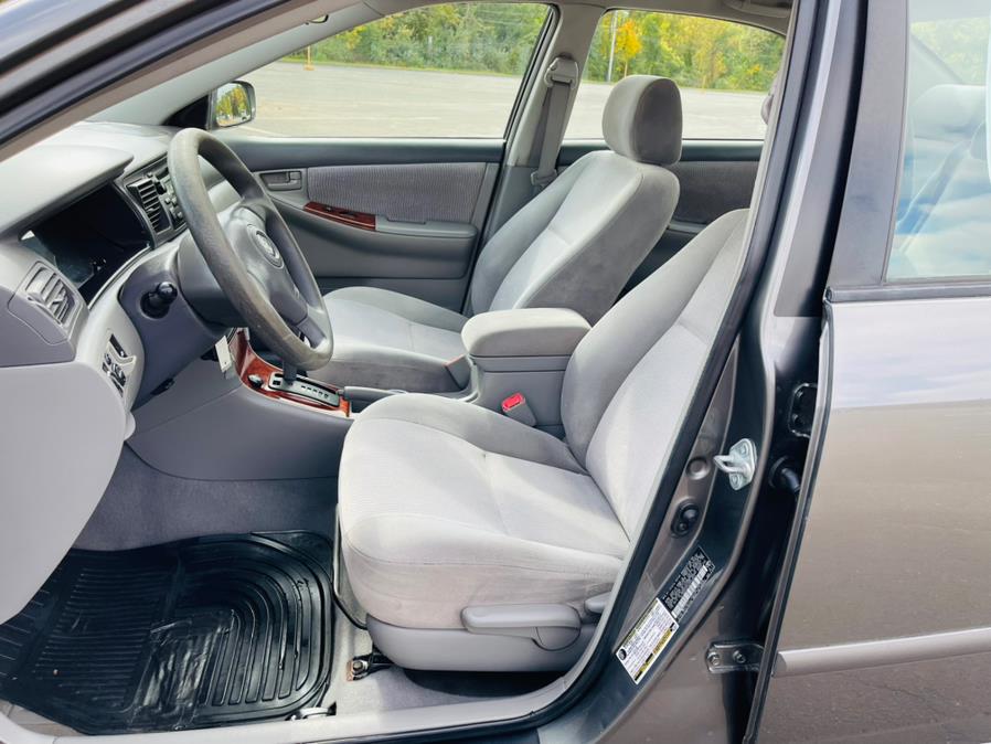 Used Toyota Corolla 4dr Sdn LE Auto 2005 | Supreme Automotive. New Britain, Connecticut Used Toyota Corolla 4dr Sdn LE Auto 2005 | Supreme Automotive. New Britain, Connecticut