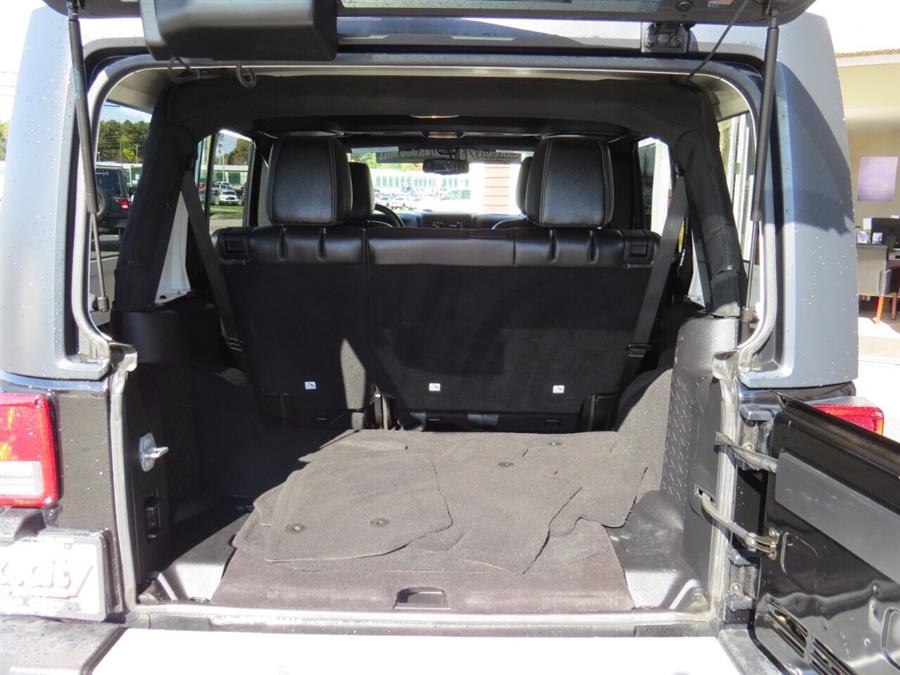 Used Jeep Wrangler Unlimited Sahara 4x4 4dr SUV 2015 | Lake City Exports Inc. Auburn, Maine Used Jeep Wrangler Unlimited Sahara 4x4 4dr SUV 2015 | Lake City Exports Inc. Auburn, Maine