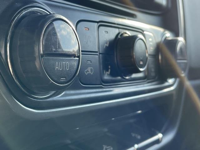 Used Chevrolet Silverado 1500 LT 2016 | Blasius Federal Road. Brookfield, Connecticut Used Chevrolet Silverado 1500 LT 2016 | Blasius Federal Road. Brookfield, Connecticut