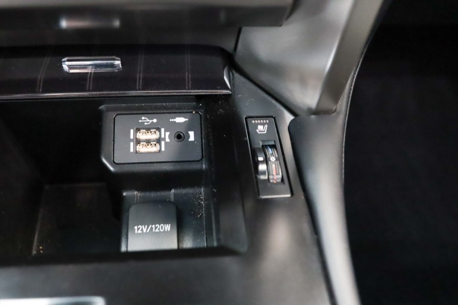 Used Lexus GX GX 460 Premium 4WD 2021 | 26 Motors Corp. Bronx, New York Used Lexus GX GX 460 Premium 4WD 2021 | 26 Motors Corp. Bronx, New York