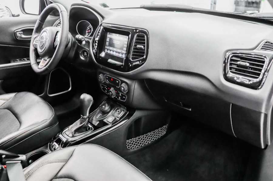 Used Jeep Compass Latitude 4x4 2018 | 26 Motors Corp. Bronx, New York Used Jeep Compass Latitude 4x4 2018 | 26 Motors Corp. Bronx, New York