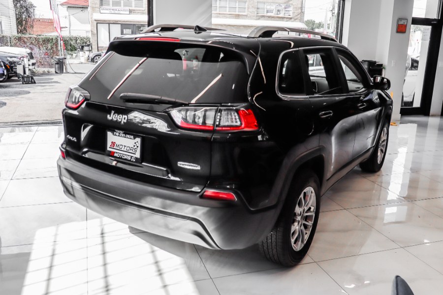 Used Jeep Cherokee Latitude Plus 4x4 2019 | 26 Motors Corp. Bronx, New York Used Jeep Cherokee Latitude Plus 4x4 2019 | 26 Motors Corp. Bronx, New York