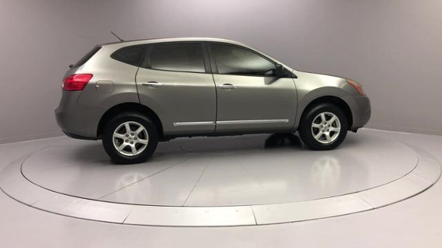 Used Nissan Rogue Select AWD 4dr S 2014 | J&M Automotive Sls&Svc LLC. Naugatuck, Connecticut Used Nissan Rogue Select AWD 4dr S 2014 | J&M Automotive Sls&Svc LLC. Naugatuck, Connecticut