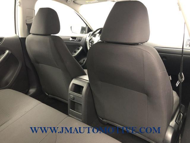2016 Volkswagen Jetta 4dr Auto 1.4T S w/Technology, available for sale in Naugatuck, Connecticut | J&M Automotive Sls&Svc LLC. Naugatuck, Connecticut 2016 Volkswagen Jetta 4dr Auto 1.4T S w/Technology, available for sale in Naugatuck, Connecticut | J&M Automotive Sls&Svc LLC. Naugatuck, Connecticut