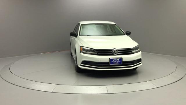 2016 Volkswagen Jetta 4dr Auto 1.4T S w/Technology, available for sale in Naugatuck, Connecticut | J&M Automotive Sls&Svc LLC. Naugatuck, Connecticut 2016 Volkswagen Jetta 4dr Auto 1.4T S w/Technology, available for sale in Naugatuck, Connecticut | J&M Automotive Sls&Svc LLC. Naugatuck, Connecticut